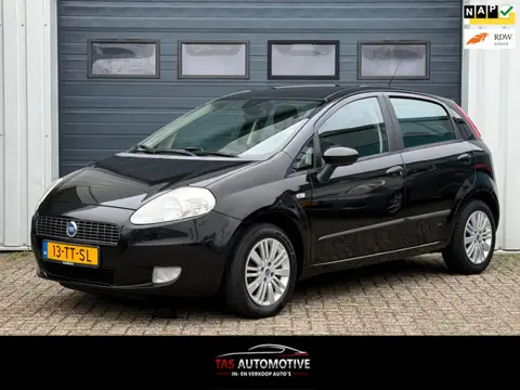 Fiat Grande Punto 1.4 Dynamic 2e EIG / AUTOMAAT / CLIMA