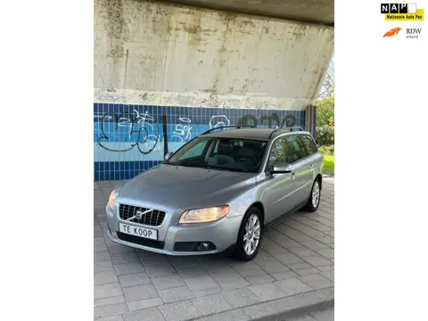 Volvo V70 2.0 Kinetic LET OP!!!! LPG G3 Youngtimer Voor Een Knallende Prijs