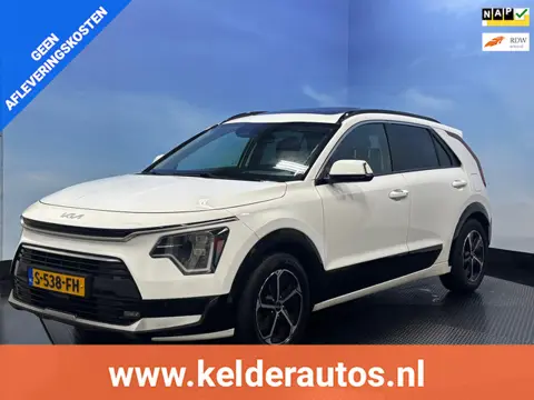 Kia Niro 1.6 GDi Hybrid DynamicPlusLine Pano, Trekhaak, Leer, Stuur/Stoelverwarming