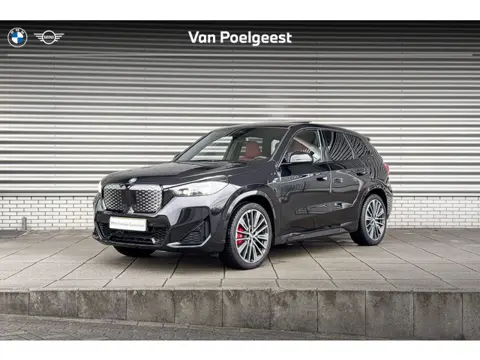 BMW iX1 xDrive30 67 kWh