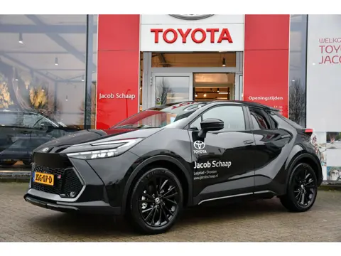 Toyota C-HR 2.0 Plug-in Hybrid 220 Black Edition Automaat 223pk | 19” zwart gepolijste lichtmetalen 