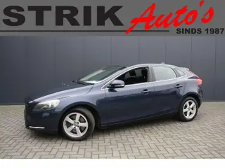 Volvo V40 2.0 D4 EURO 5 Momentum Business - NAVIGATIE - PDC