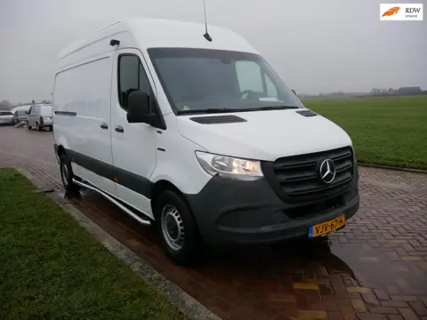 Mercedes-Benz ESprinter e-Sprinter L2H2 55 kWh AC SOH-93% ** 9499 EX BTW **