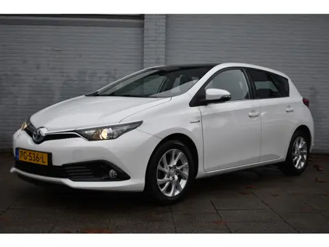 Toyota Auris 1.8 Hybrid Aspiration Automaat 100pk | Dealer onderhouden | Achteruitrijcamera | Cruise