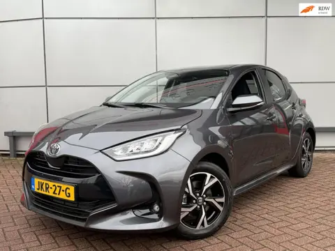 Toyota Yaris 1.5 Hybrid 115 Dynamic | NIEUW |