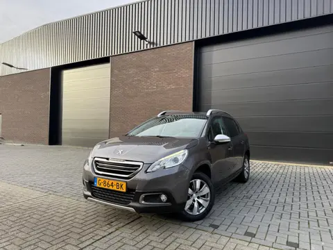 Peugeot 2008 1.2 80 PK Allure | 12MND GARANTIE | LAGE KM STAND | CRUISE | LMV | NW DISTR RIEM |