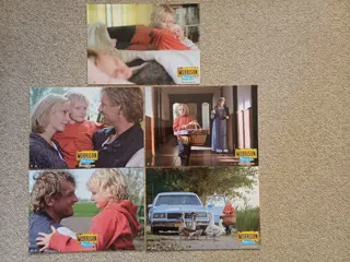MORRISON KRIJGT EEN ZUSJE lobbycard set.