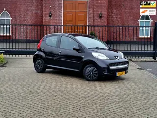 Peugeot 107 1.0-12V XS / Airco / 5 Deurs / Nieuwe Apk / Multimedia / Bluetooth