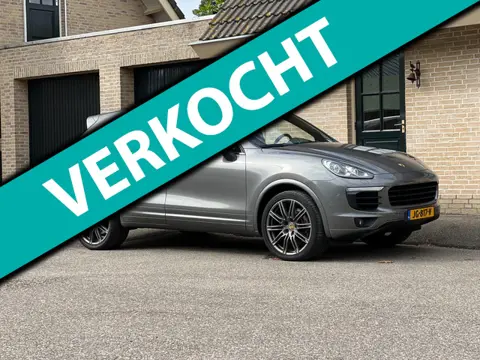 Porsche Cayenne 3.0 D FACE LIFT |PANO| FULL OPTIONS|EXPORT