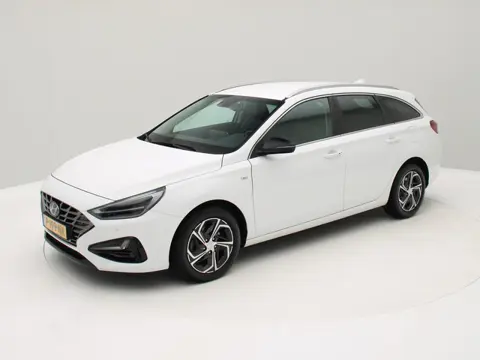 Hyundai i30 Wagon 1.5 T-GDi MHEV Premium Aut. / Leder / Camera / Navi / Origineel NL