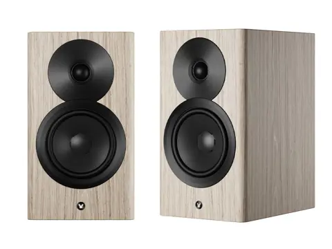 Dynaudio Focus 10 monitor speaker blonde wood