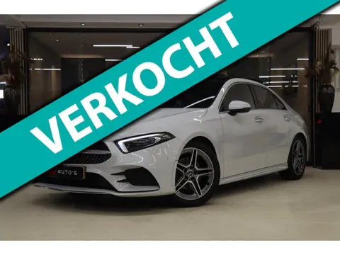 Mercedes-Benz A-klasse 200 AMG NAP/PANO/KEYLESS/SFEER/MEMORY/VOL
