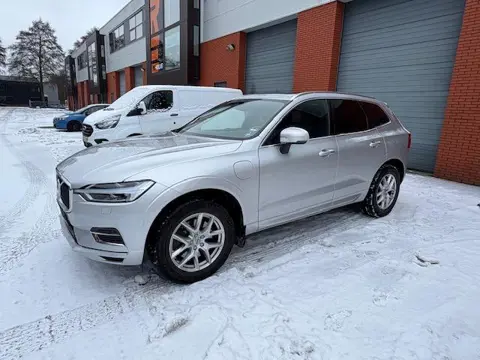 Volvo XC60 2.0 T8 Twin Engine AWD Momentum Pro