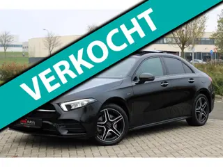 Mercedes-Benz A-klasse 250 e AMG Camera Pano Burmester Night