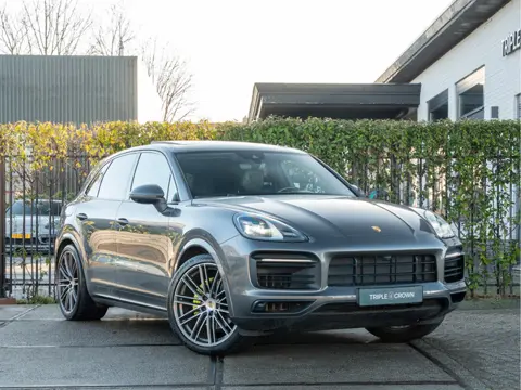 Porsche Cayenne 3.0 E-Hybrid | Sport Design | BTW | Panoramadak | Bose