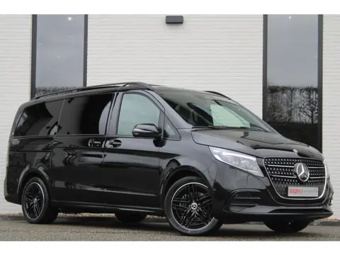 Mercedes-Benz V-Klasse 300d / AMG / Exclusive / DC / 4-matic / Luchtvering / Pano / 360 Cam / Burmes