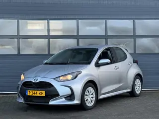 TOYOTA YARIS 1.5 HYBRID ACTIVE I AUTOMAAT I APPLE CARPLAY I P-CAMERA I ADAPT. CRUISE CONTROL