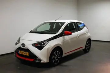 TOYOTA AYGO 1.0 VVT-I X-PLAY, Airco, Camera, Automaat