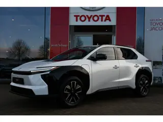 Toyota Bz4x Dynamic AWD 73 kWh 343pk | NIEUW | Snel leverbaar | Vierwielaangedreven | Max. aanhangge