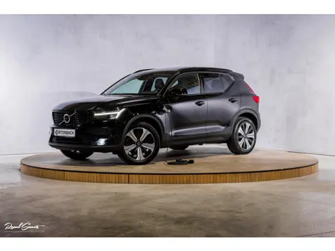 Volvo XC40 1.5 T5 Plug-in hybrid Ultimate Dark | Panorama dak | Adaptieve cruise | Blis | Memory | H