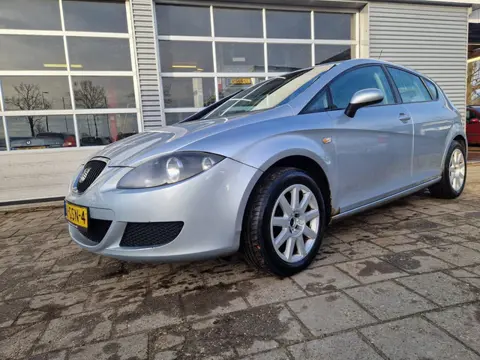 Seat Leon 1.6 BENZINE/LPG ( EXPORTPRIJS)
