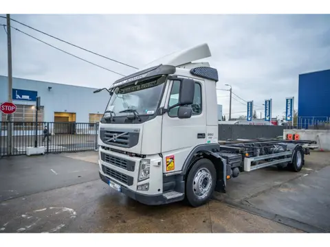 Volvo FM 330 (bj 2013, automaat)