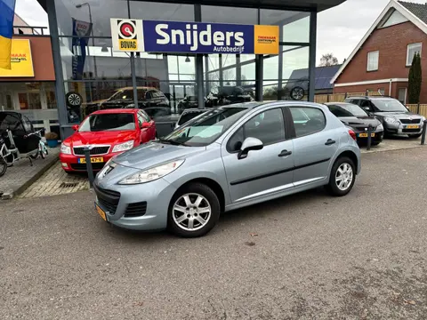 Peugeot 207 1.4 XR NWE APK/DBRIEM