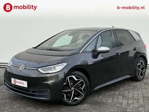 Volkswagen ID.3 First Plus 58 kWh SOH 91% Trekhaak | Achteruitrijcamera | Apple CarPlay | Stuur/Stoe