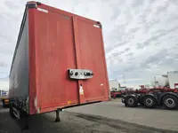 Renders ROC 12.27 N |BPW DISC | NEW DOORS. (bj 2009)