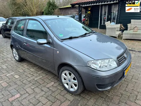 Fiat Punto 1.2 Young Dualogic NIEUWE APK 16-01-2027