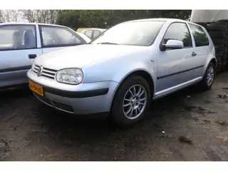 Volkswagen Golf 1.4-16V Master Edition airco apk 22-10-2026 lm velgen 230 dkm