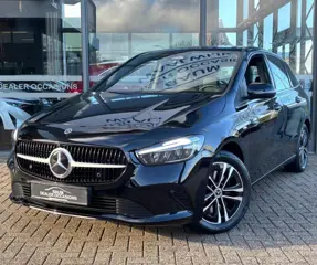 MERCEDES-BENZ B-KLASSE 250E AUTOMAAT LUXURY LINE NAVI PDC-CAMRERA STOELVW.