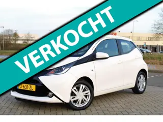 Toyota Aygo 1.0 VVT-i x 5-DRS l AIRCO l CAMERA