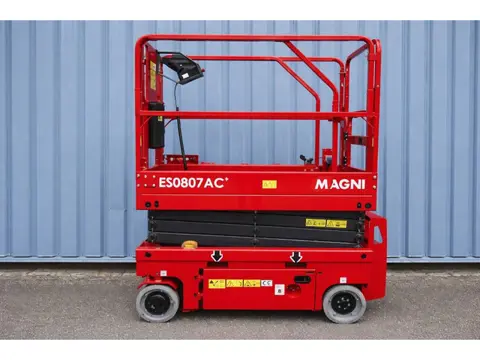 MAGNI 0807AC+ | 2025 (bj 2025)