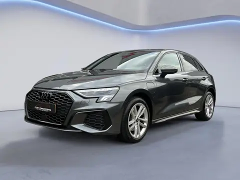 Audi A3 Sportback 40 TFSI e Edition S Line /Apple & Android carplay/Achteruitrijcamera/Stoelverwarmi