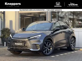Lexus LBX Emotion Bi-Tone 2WD | GEEN AFLEVERKOSTEN |  Dodehoekdetectie, Elektrische achterklep, Lede