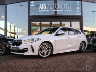 BMW 1-serie 118i High Executive | M-Sport | PDC | LED | Cruise Control