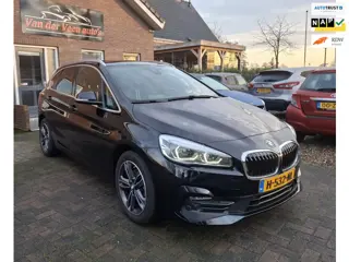BMW 2-serie Active Tourer 218i Executive Edition M-pakket. Dealer onderhouden! O.a. pano, nav, camer