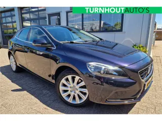 Volvo V40 1.5 T3 Momentum Camera | Verwarmd stoelen | Automaat | standkachel via app