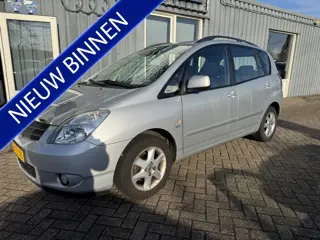 Toyota Corolla Verso 1.6 VVT-i Linea Luna (bj 2004)