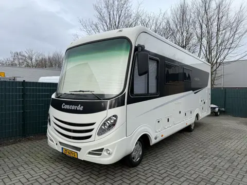 Concorde credo 790H IVECO - CENTURION Style - Automaat - Levelsysteem - Grote Douche - Full option -