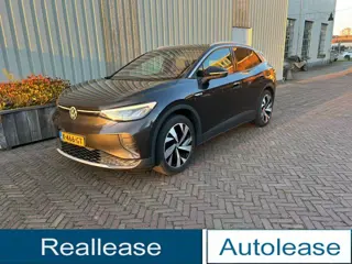 VOLKSWAGEN ID.4 1 st eigenaar, 1st edit, 77 kWh 204 Pk, Adapative Cruise, Climat control, elektr. trekhaak, alcantara bekleding