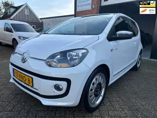 Volkswagen Up! 1.0 White up! BlueMotion PDC-AIRCO-CRUISE