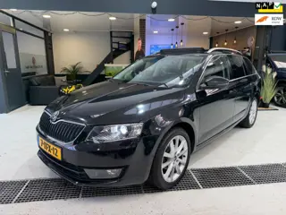 Skoda Octavia Combi 1.2 TSI DSG|AUT|Pano|Keyless|Canton|Stoelverw|PDC|NAP