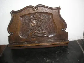 Pijpenrekje - oud, mooi houtsnijwerk