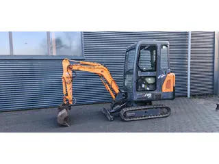 Doosan 18VT (bj 2007)