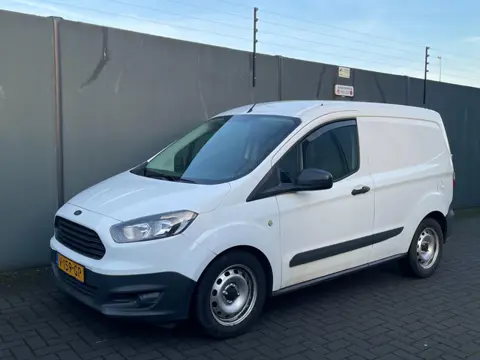Ford Transit Courier 1.5 TDCI RIJDT GOED/LAGE KM/APK 1-2027!