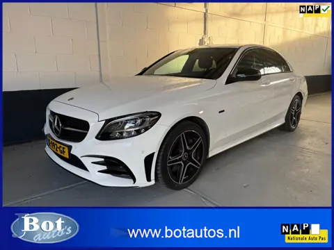 Mercedes-Benz C-klasse 300 e Business Solution AMG Limited / AMG / HALF LEDER / STOELVERWARMING / CR