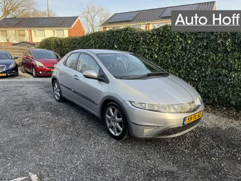 Honda Civic 1.8 Sport | Autom. Airco | Cruise Control | Elekt. Ramen | LMV | Dealer onderhouden! | A