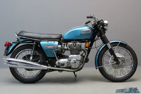 Triumph 1969 T150 Trident 740 cc 3 cyl ohv